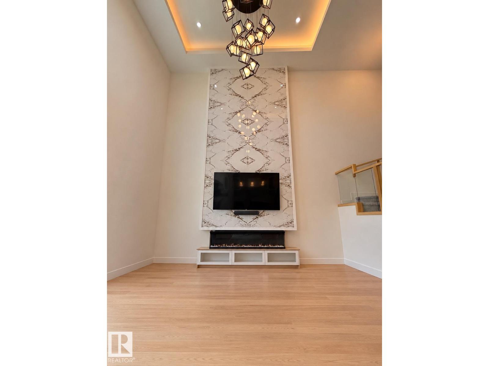 4608 18 ave sw SW - 2
