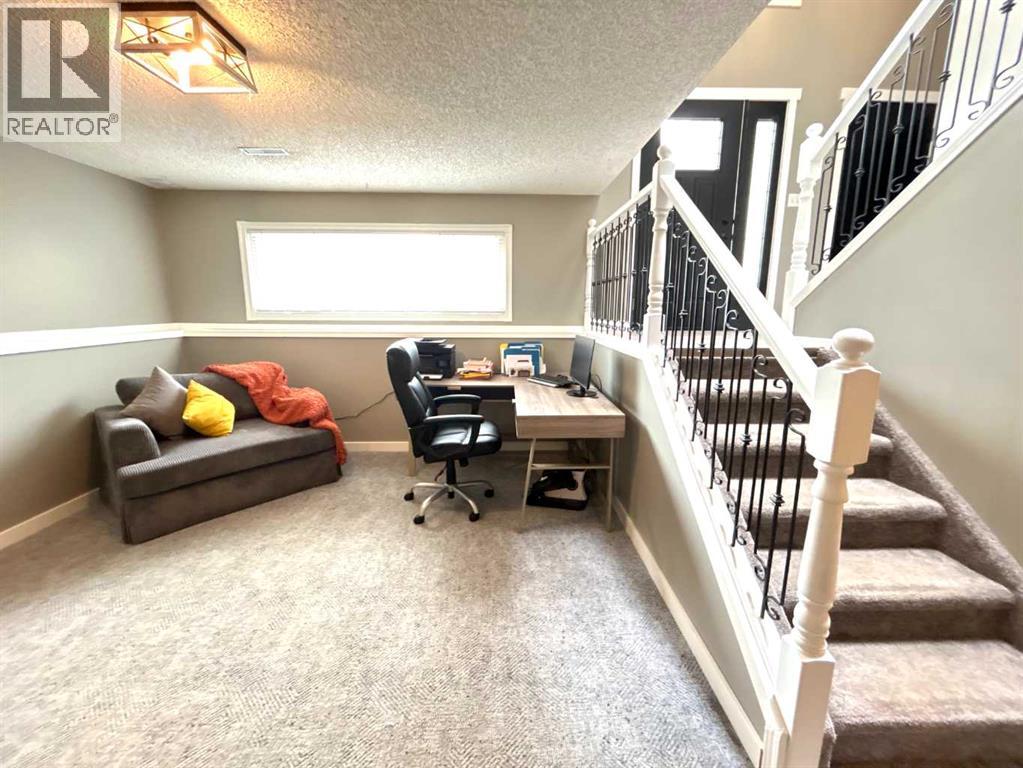 1332 17 Street SE - 29