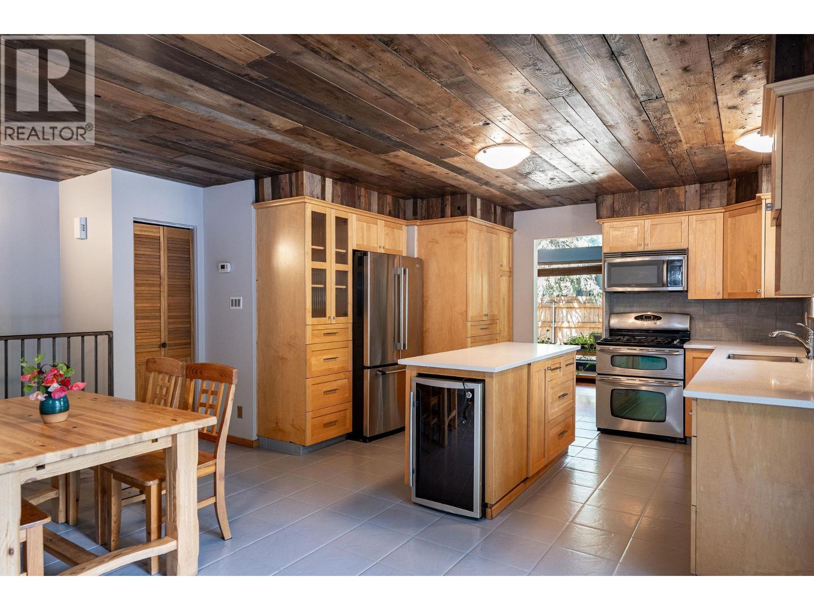 1888 Airport Way, Revelstoke