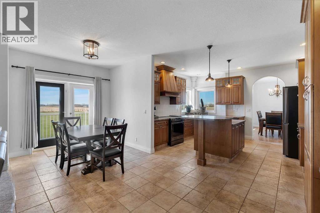 113127 450 Avenue E - 15