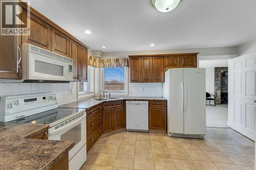 113127 450 Avenue E - 42