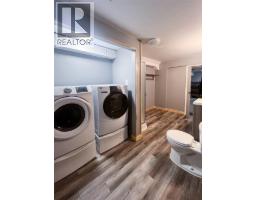 1888 Airport Way, Revelstoke, BC V0E2S0 Photo 16