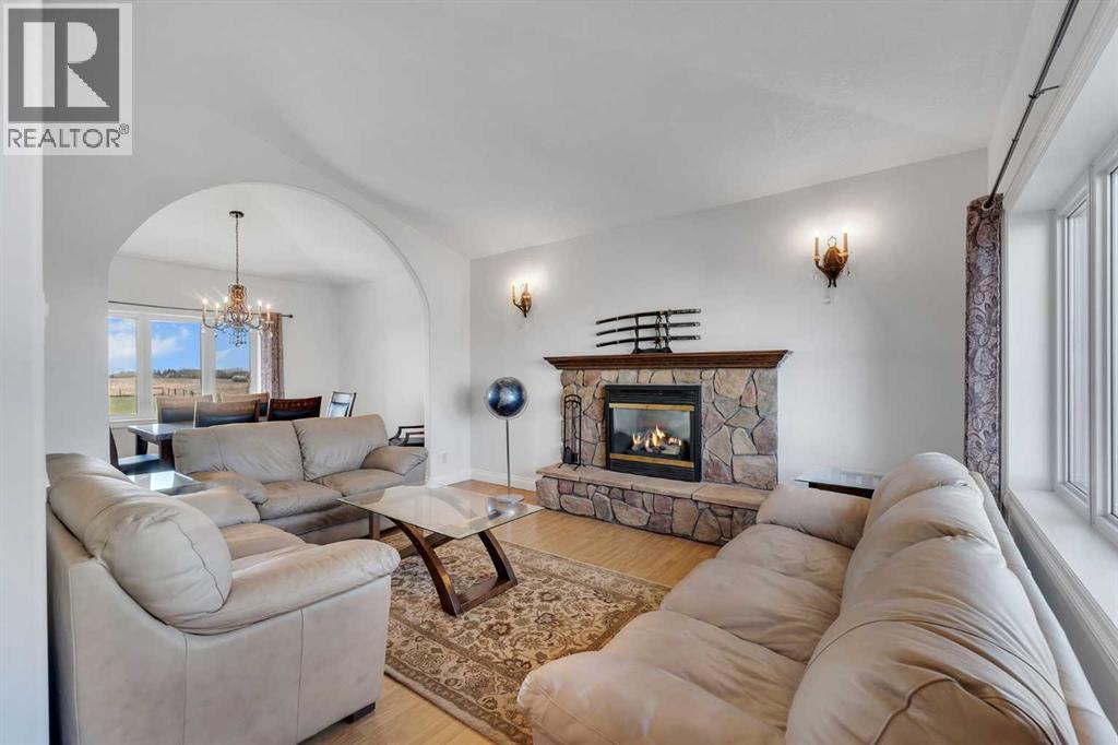 113127 450 Avenue E - 9