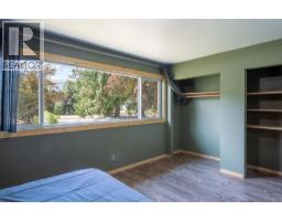 1888 Airport Way, Revelstoke, BC V0E2S0 Photo 19