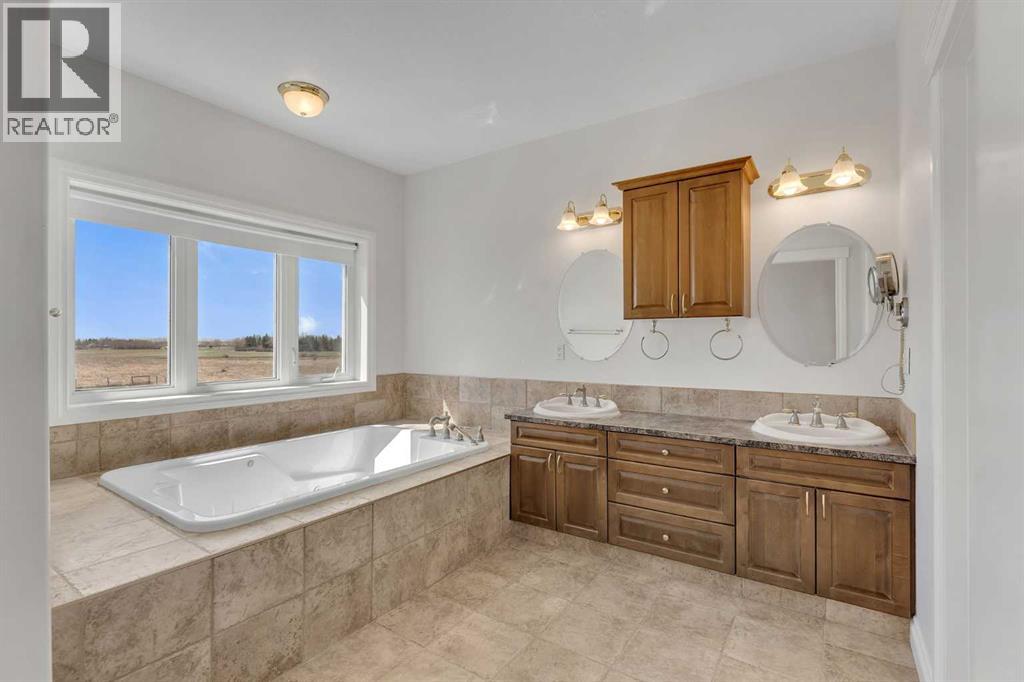 113127 450 Avenue E - 29