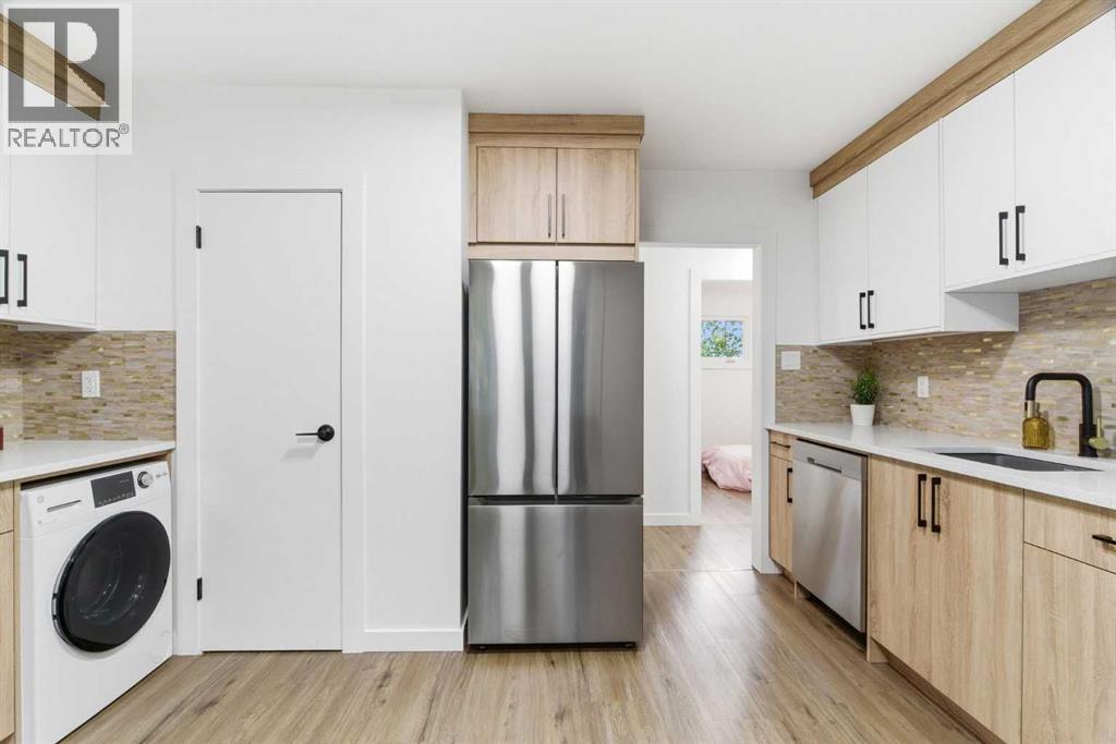 3615 1 Street NE - 23
