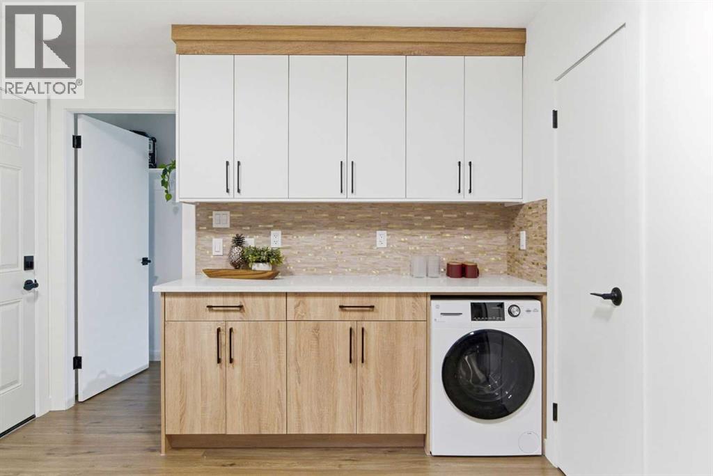 3615 1 Street NE - 21