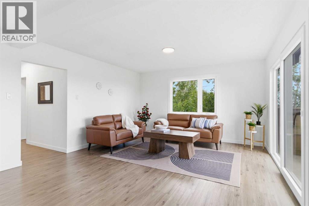 3615 1 Street NE - 11