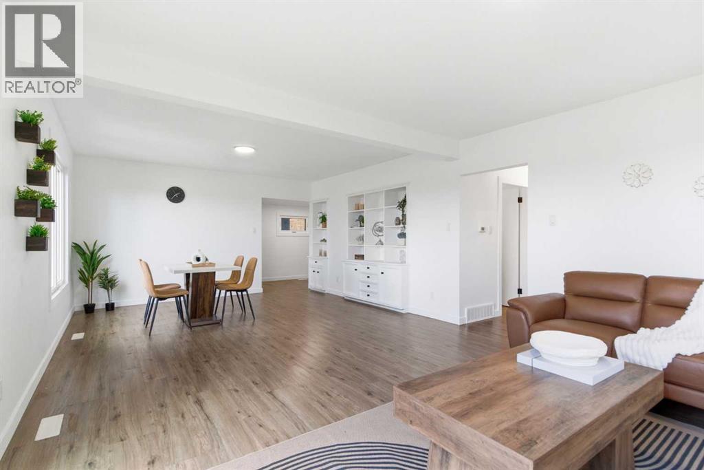 3615 1 Street NE - 12