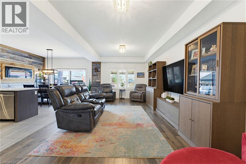 148 BIRKINSHAW Road - 13