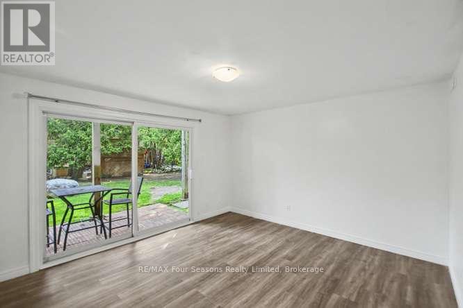 #314 5 DAWSON DRIVE - 28