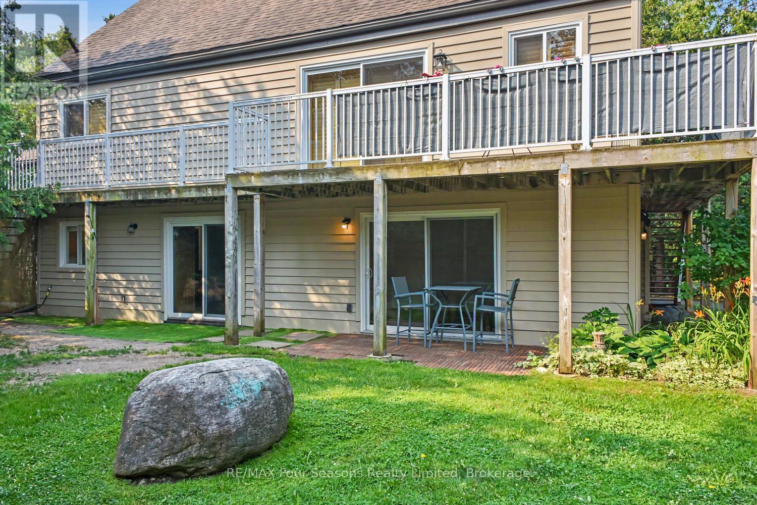 #314 5 DAWSON DRIVE - 26