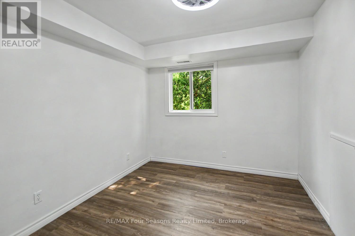 #314 5 DAWSON DRIVE - 38