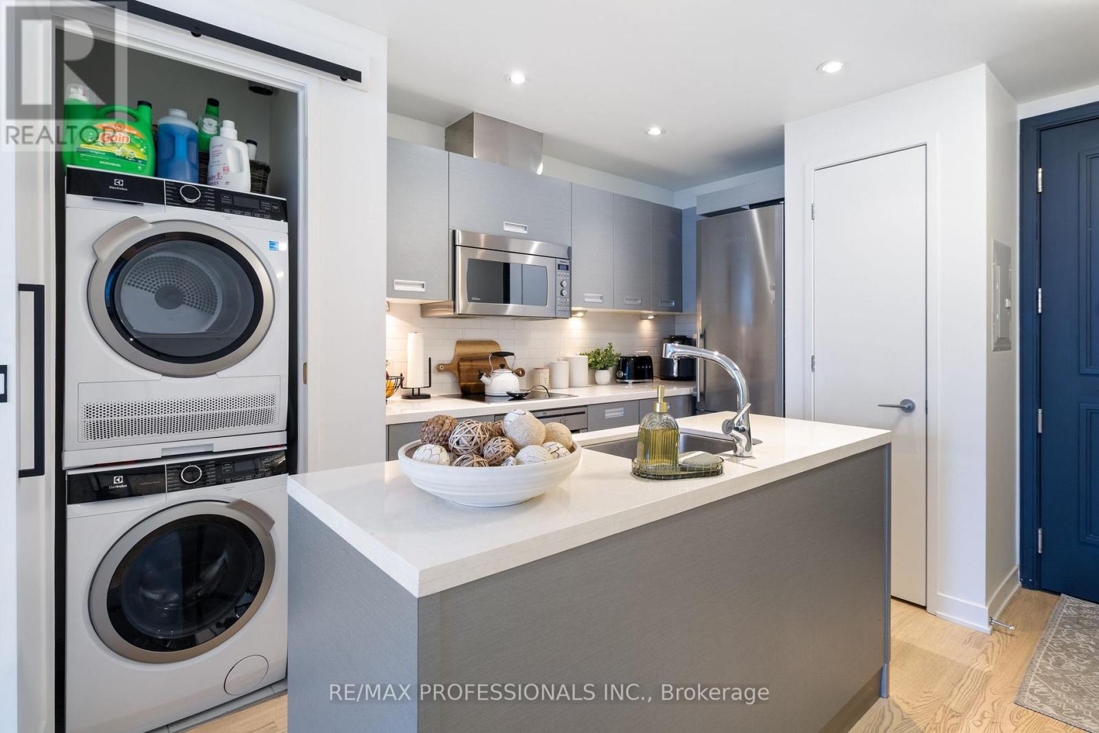 #1502 88 PARK LAWN ROAD - Image 11