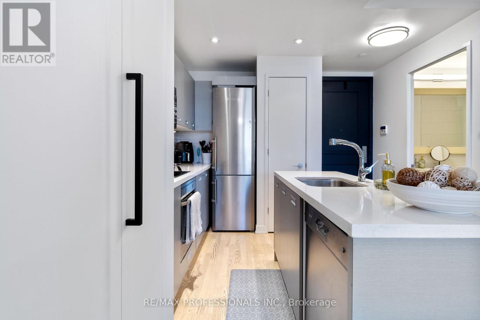 #1502 88 PARK LAWN ROAD - Image 8