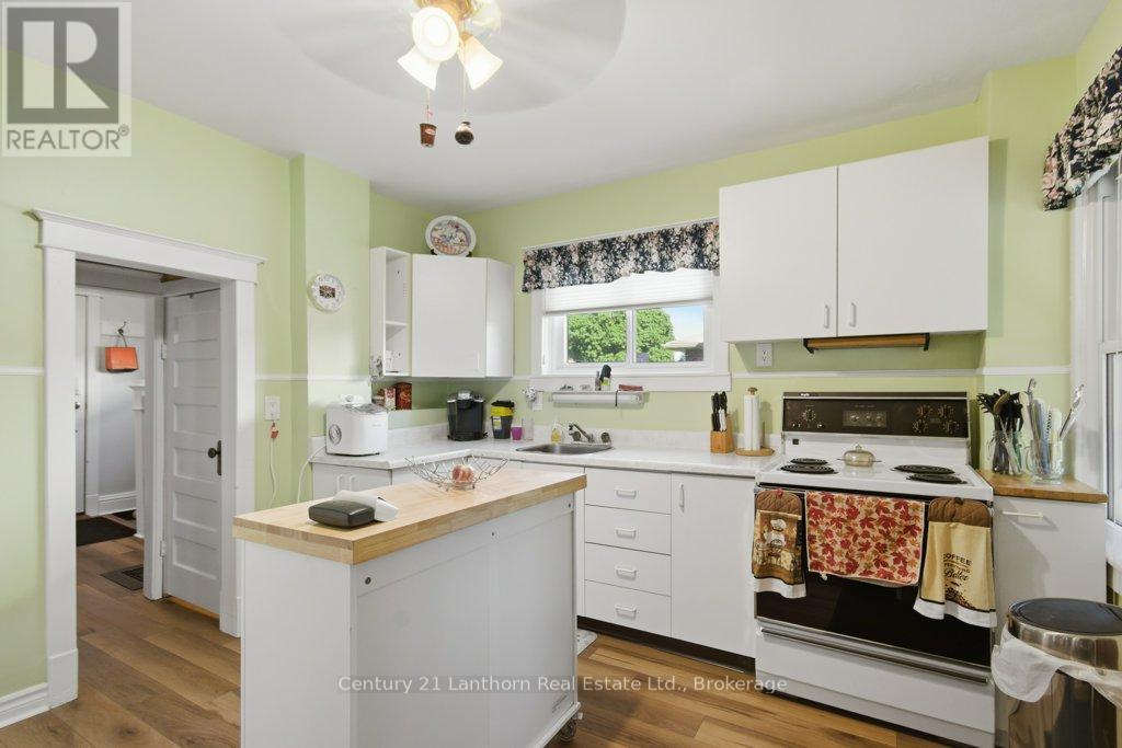 7 PURDY STREET - 14