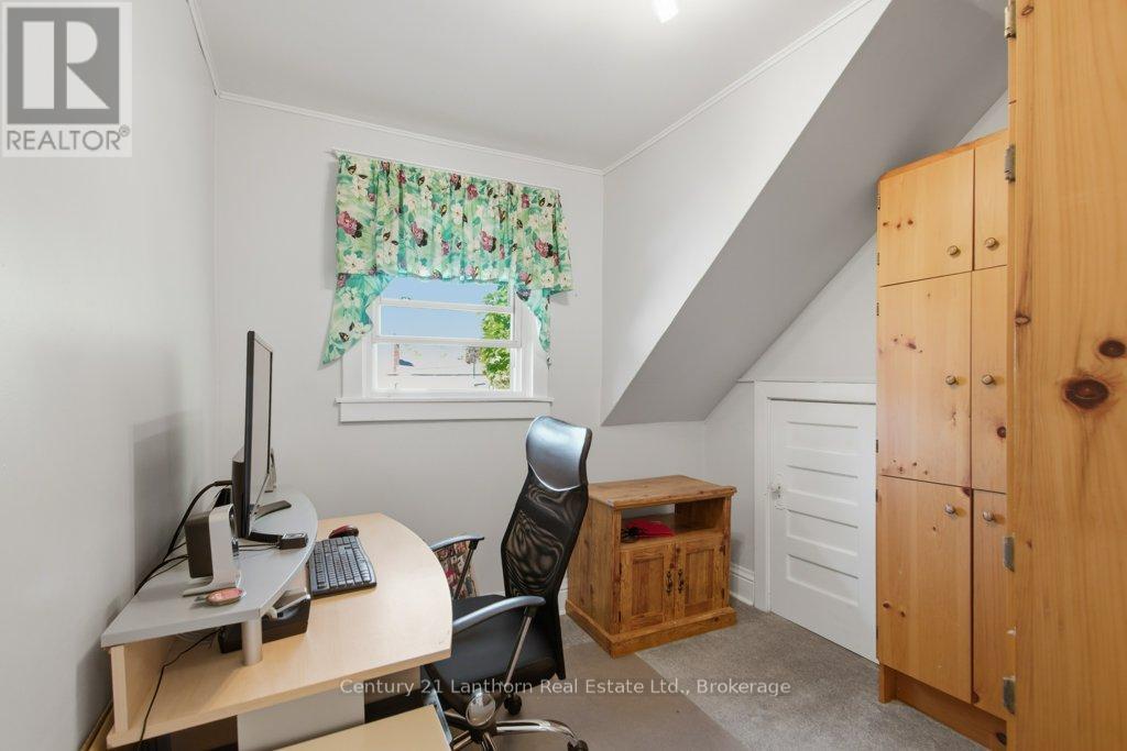 7 PURDY STREET - 21