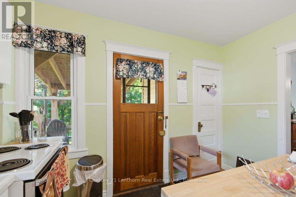7 PURDY STREET - 25