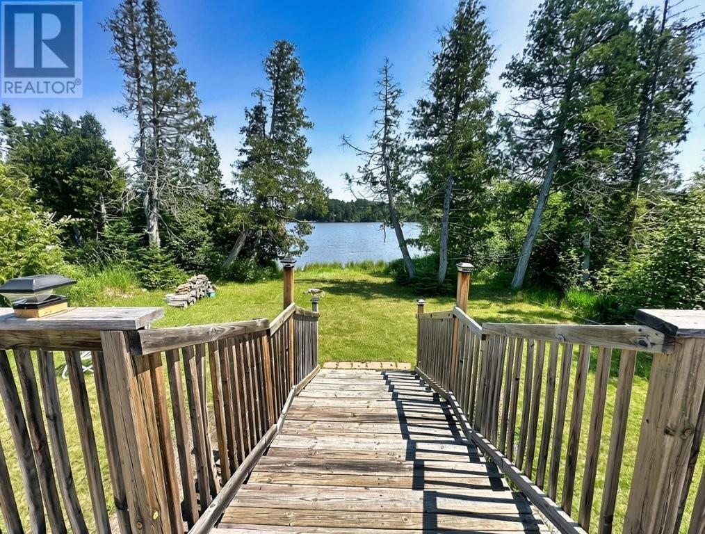 303 Loon Lake Road W - 11