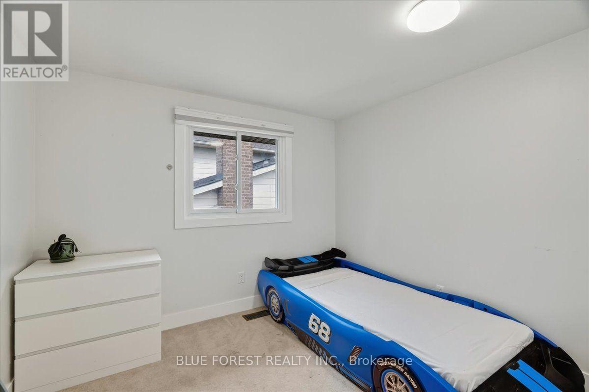 1885 ALDERSBROOK ROAD - Image 22