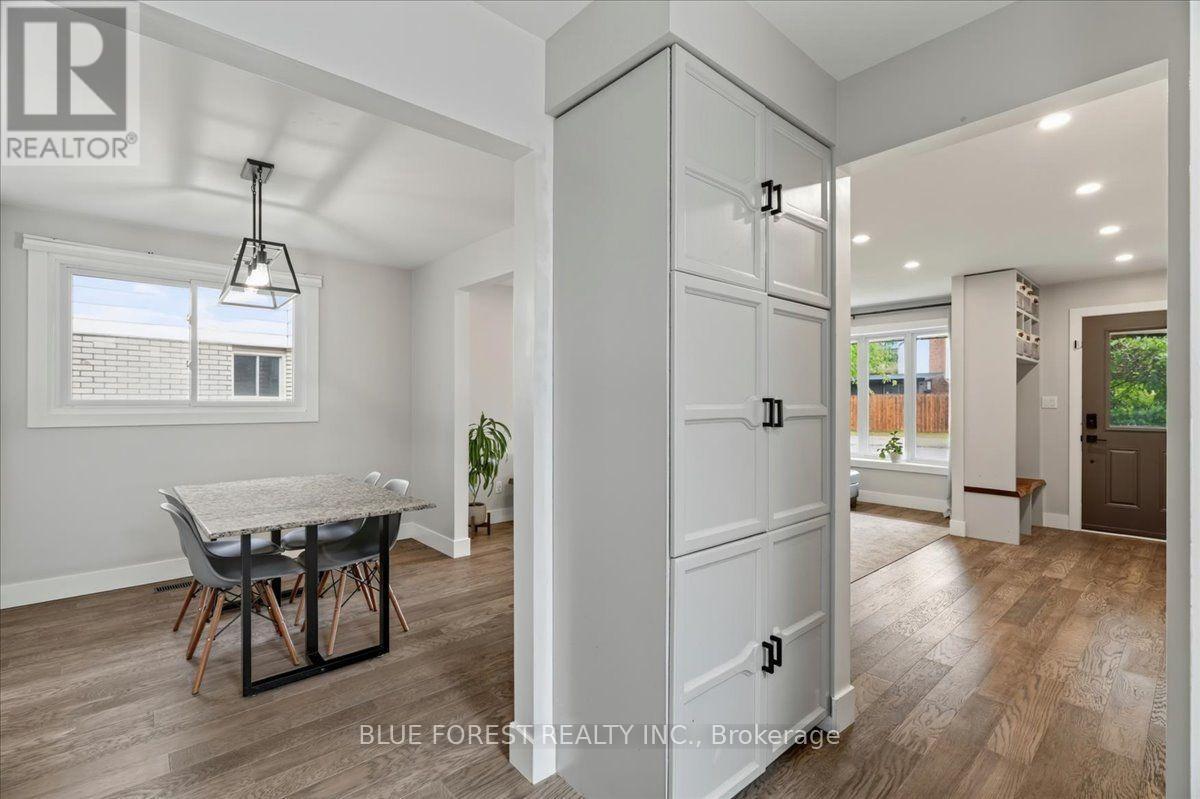 1885 ALDERSBROOK ROAD - Image 24