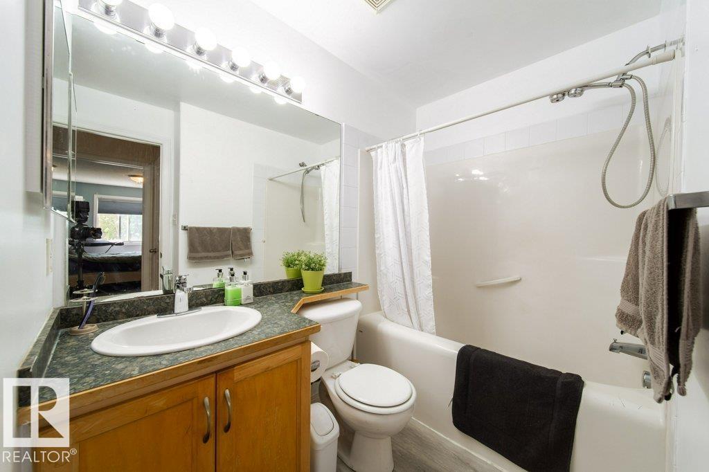 #118 2305 35A AV NW - 13