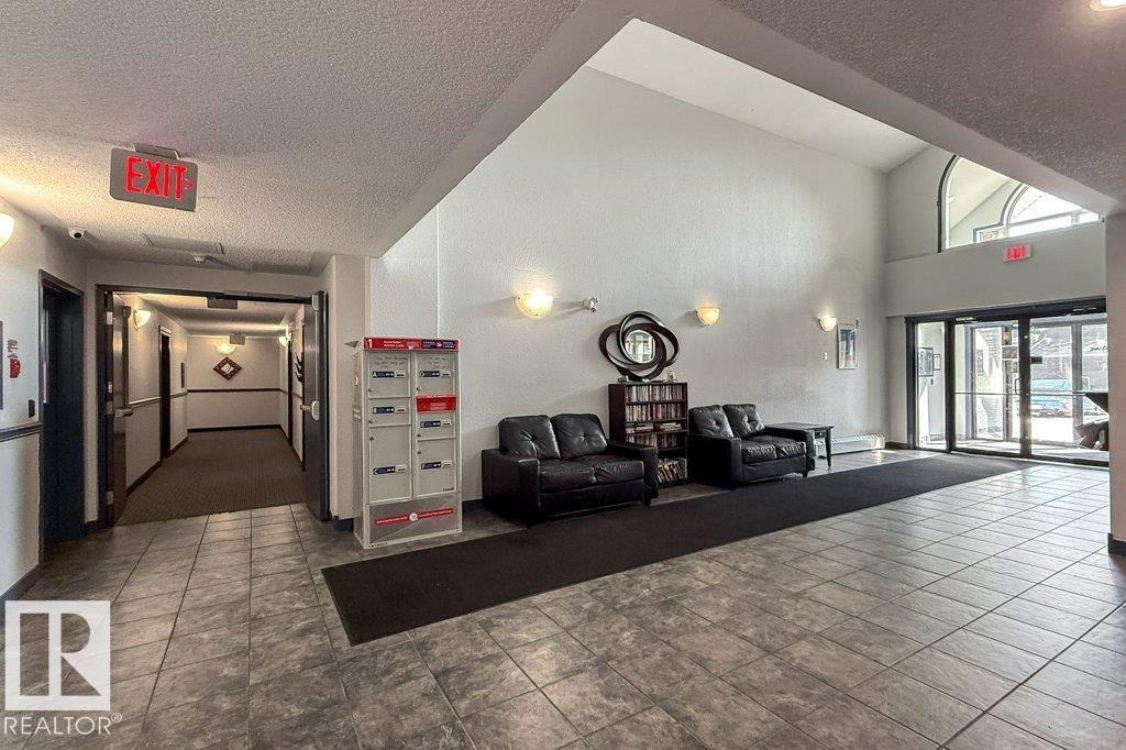 #118 2305 35A AV NW - 28