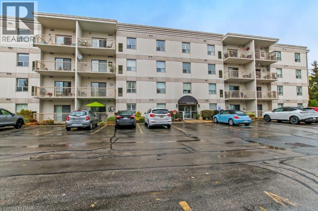 #105 12 ST ANDREW Street - 15