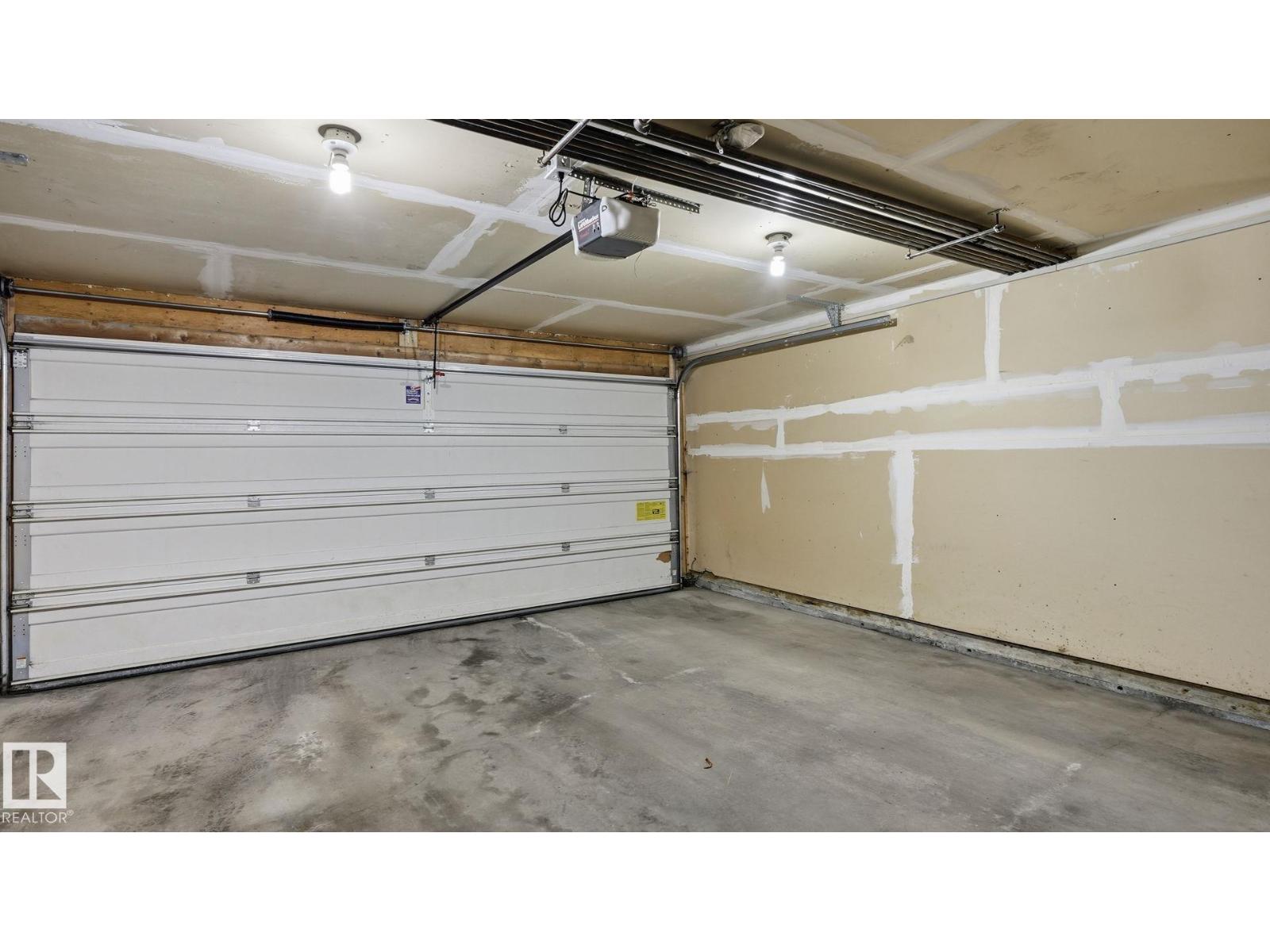 #58 8304 11 AV SW - 27