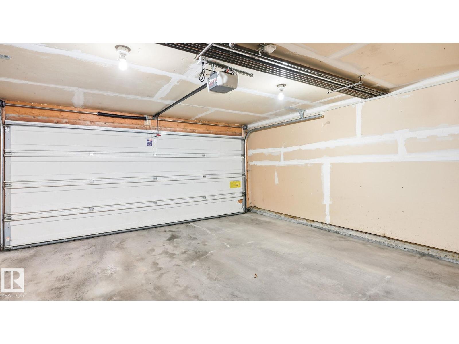 #58 8304 11 AV SW - 28