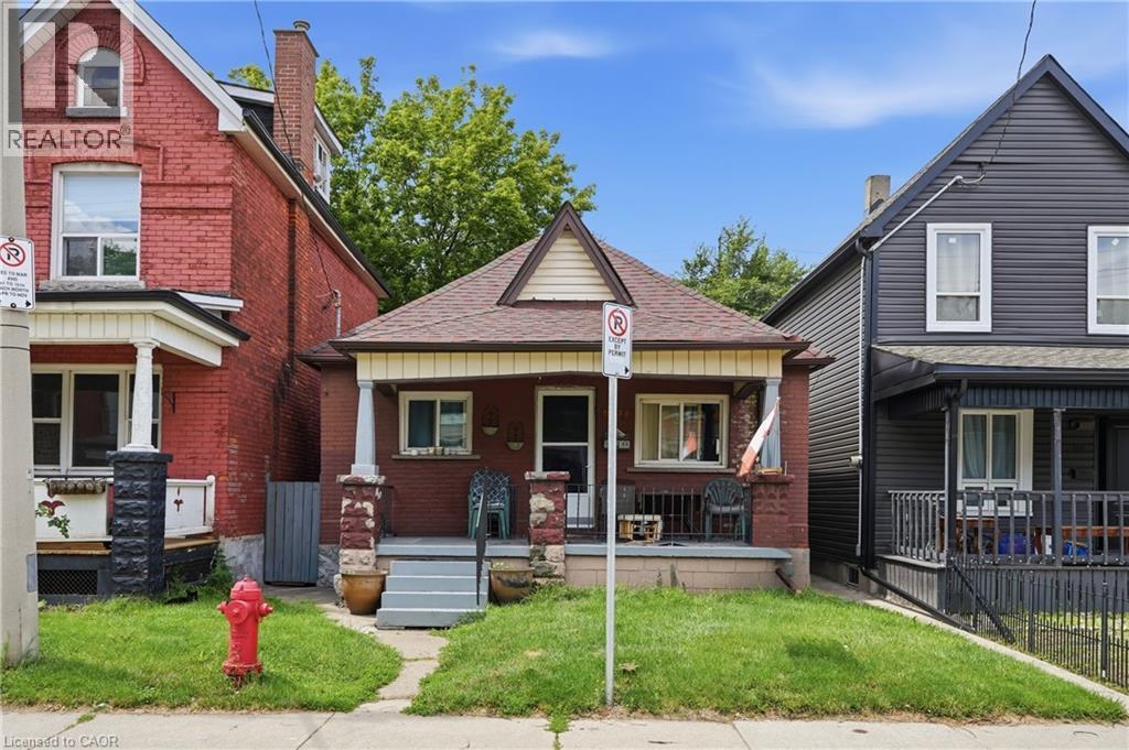 121 GIBSON Avenue - 1