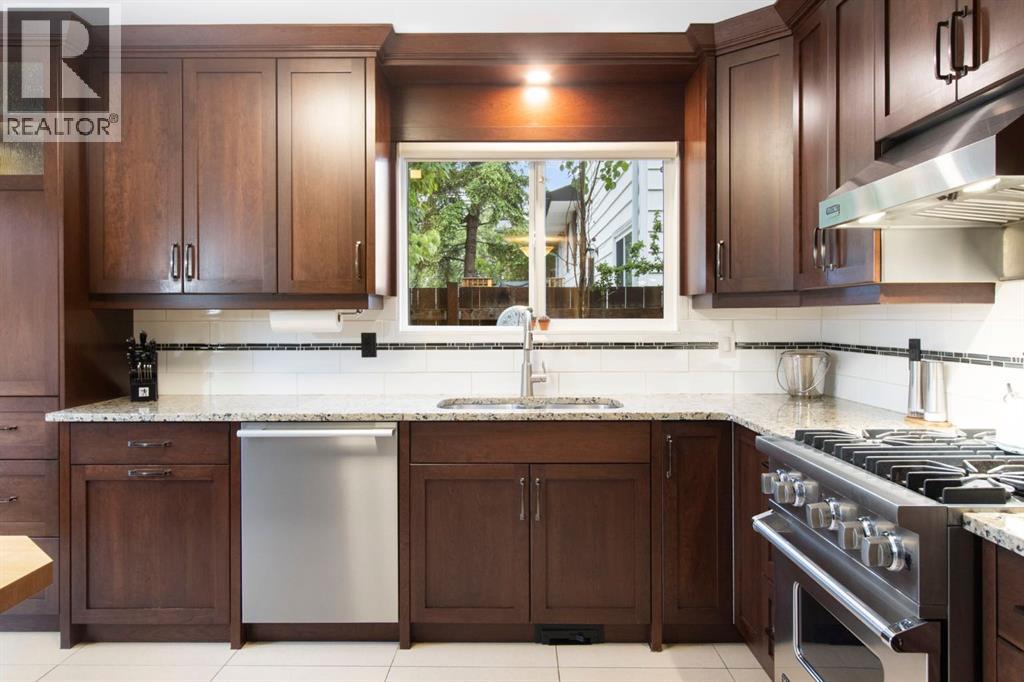 10504 Spadina Drive SW - 13