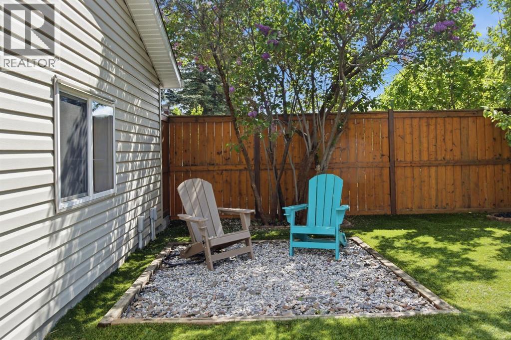 10504 Spadina Drive SW - 40
