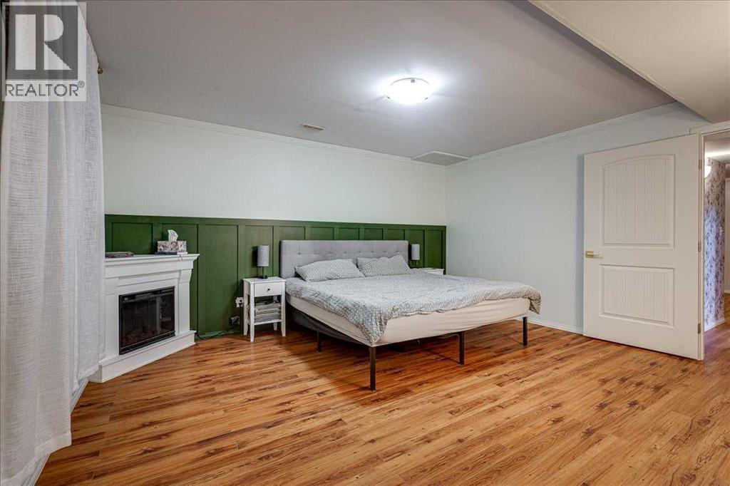 4709 55 Avenue - 29
