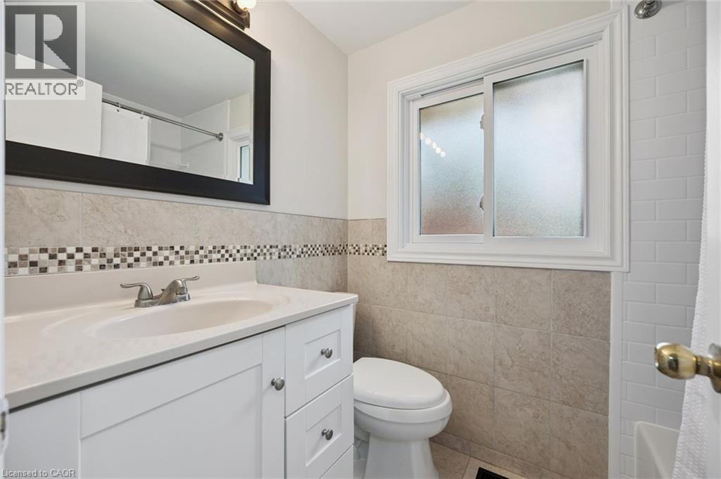 196 WALKER Street - Image 22