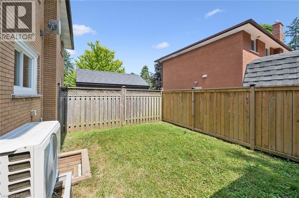 196 WALKER Street - Image 40