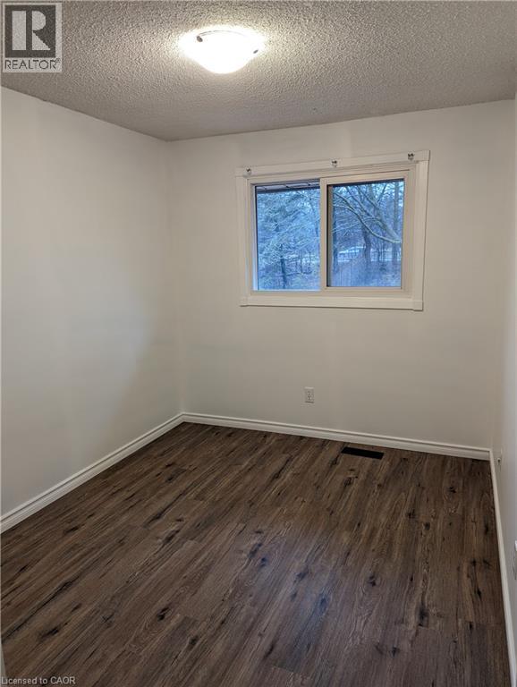 435A MIDWOOD Crescent - 21