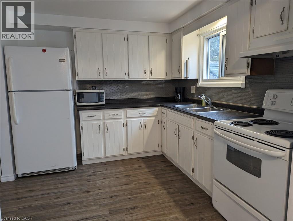 435A MIDWOOD Crescent - 14