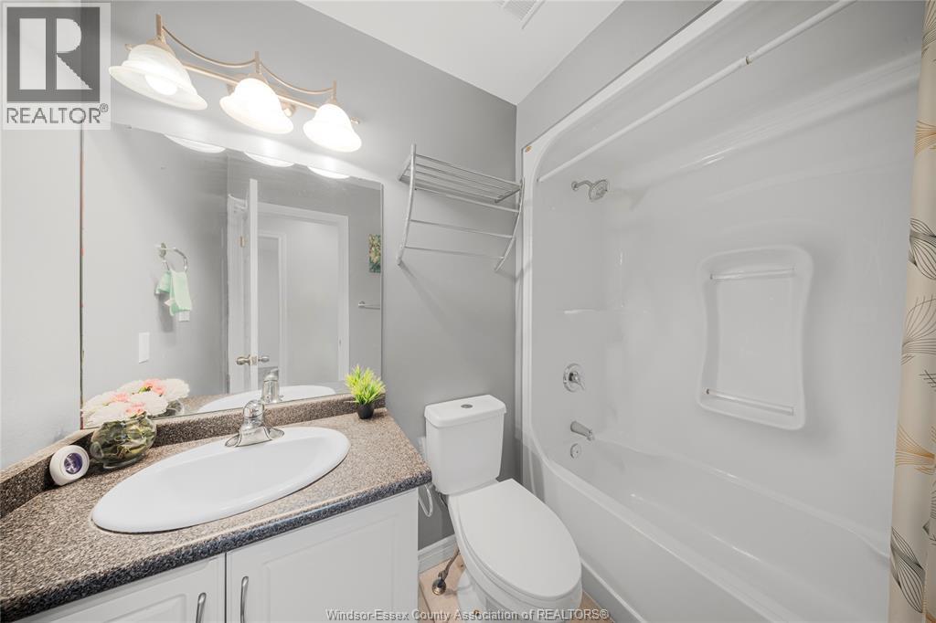 1412 KATELLA AVENUE - 21