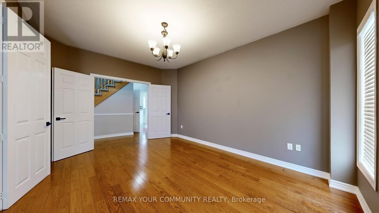8 WESTACOTT AVENUE - 17