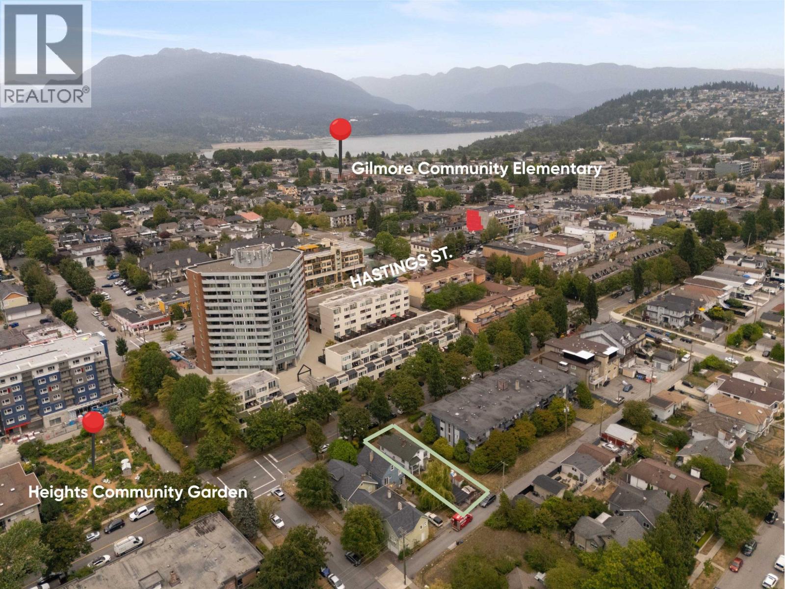 4 Bed, 2 Bath House for Sale in Burnaby – 3906 PENDER STREET, Burnaby – MLS# R3148839 - Image 7