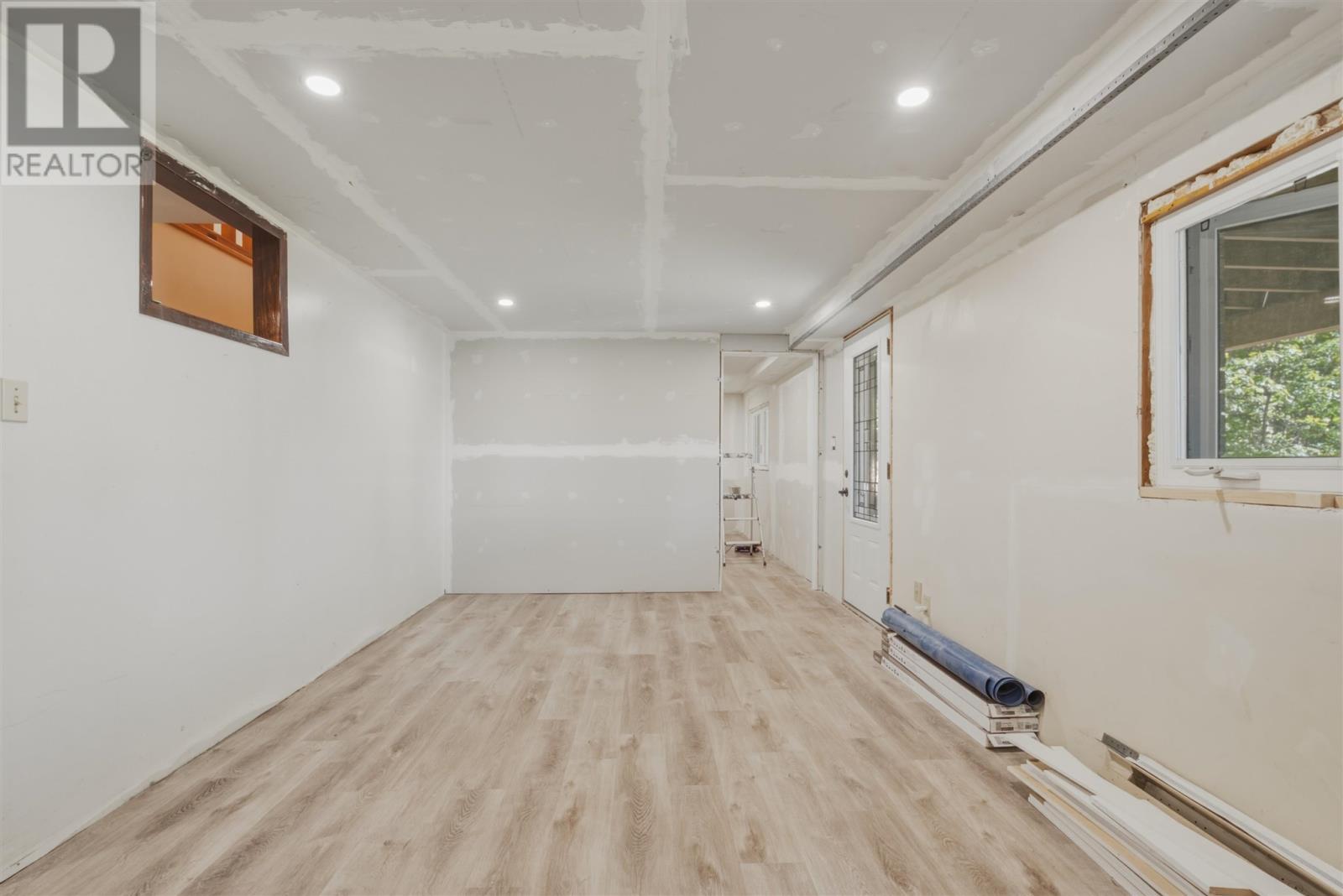 9 Cameron RD - Image 22