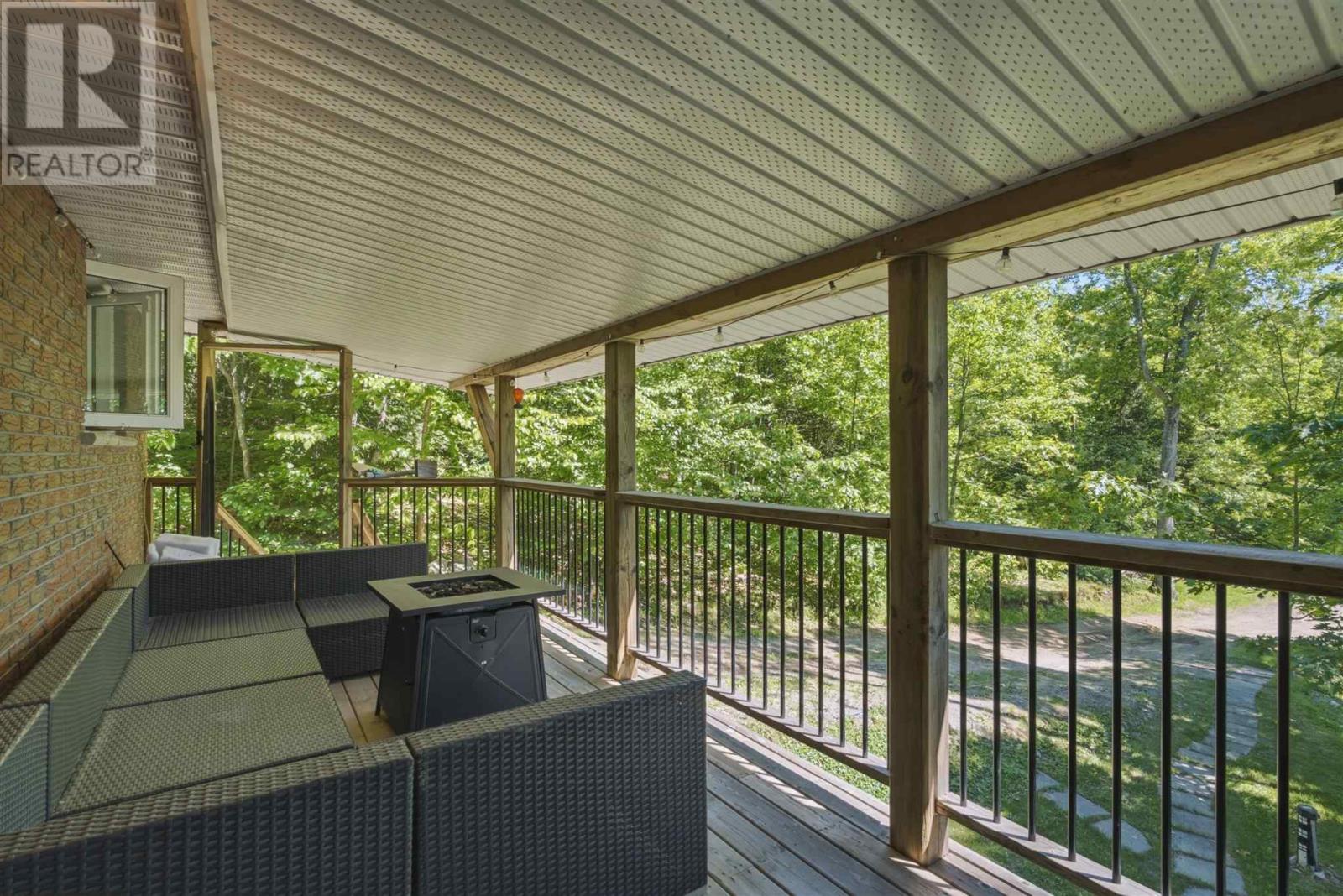 9 Cameron RD - Image 33