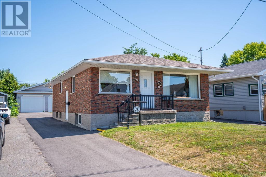 536 Charles ST - 1
