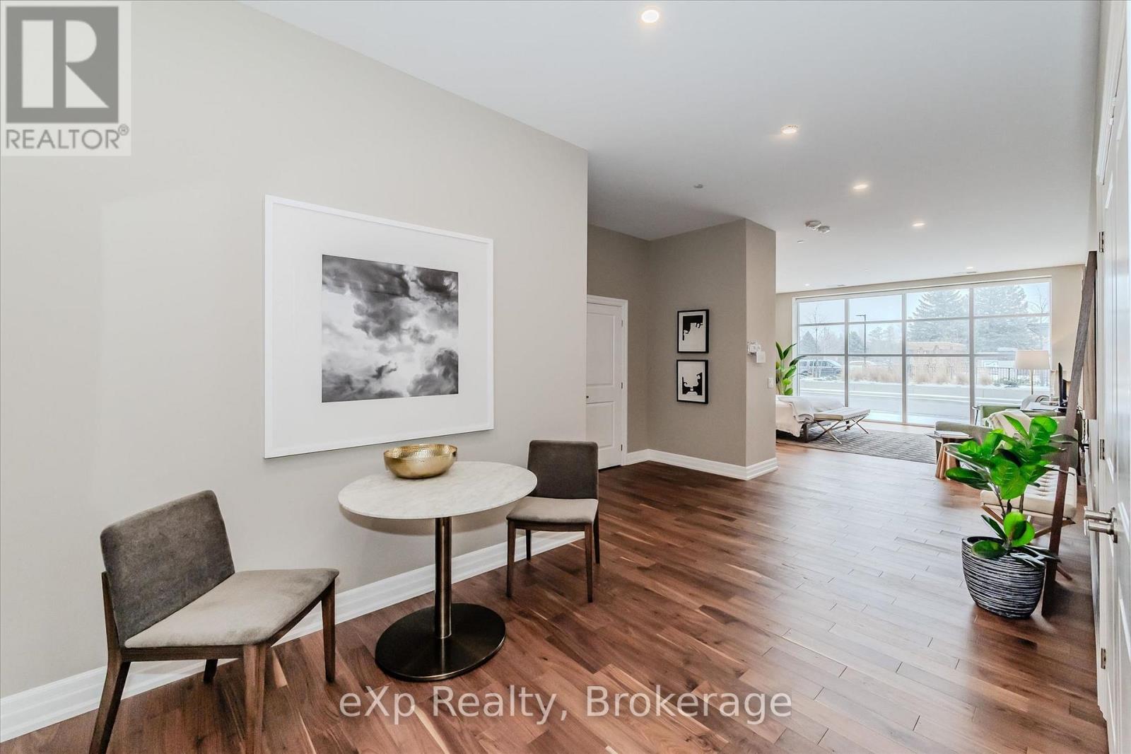 #711 1878 GORDON STREET - 38
