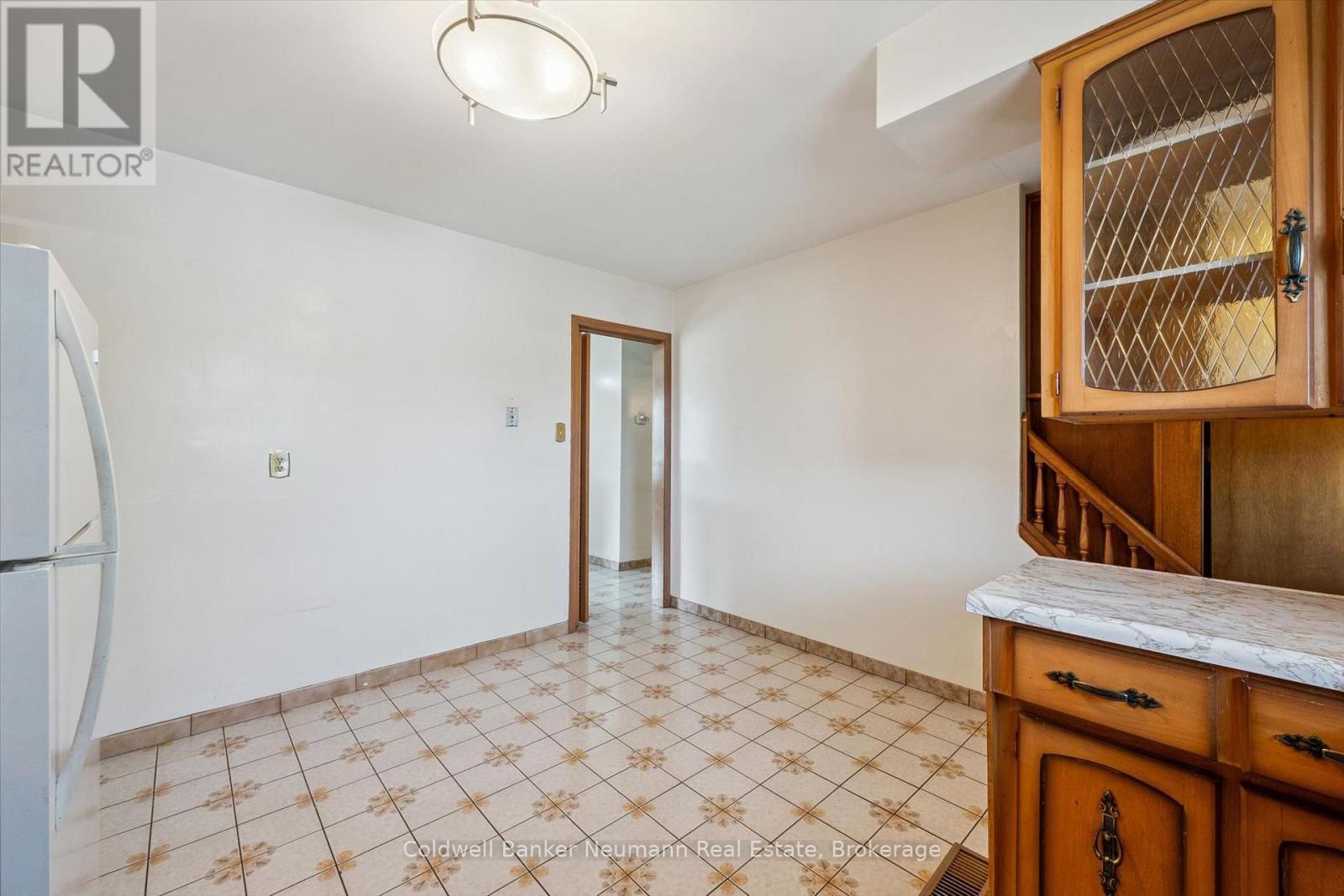 10 KARA LEE COURT - 19