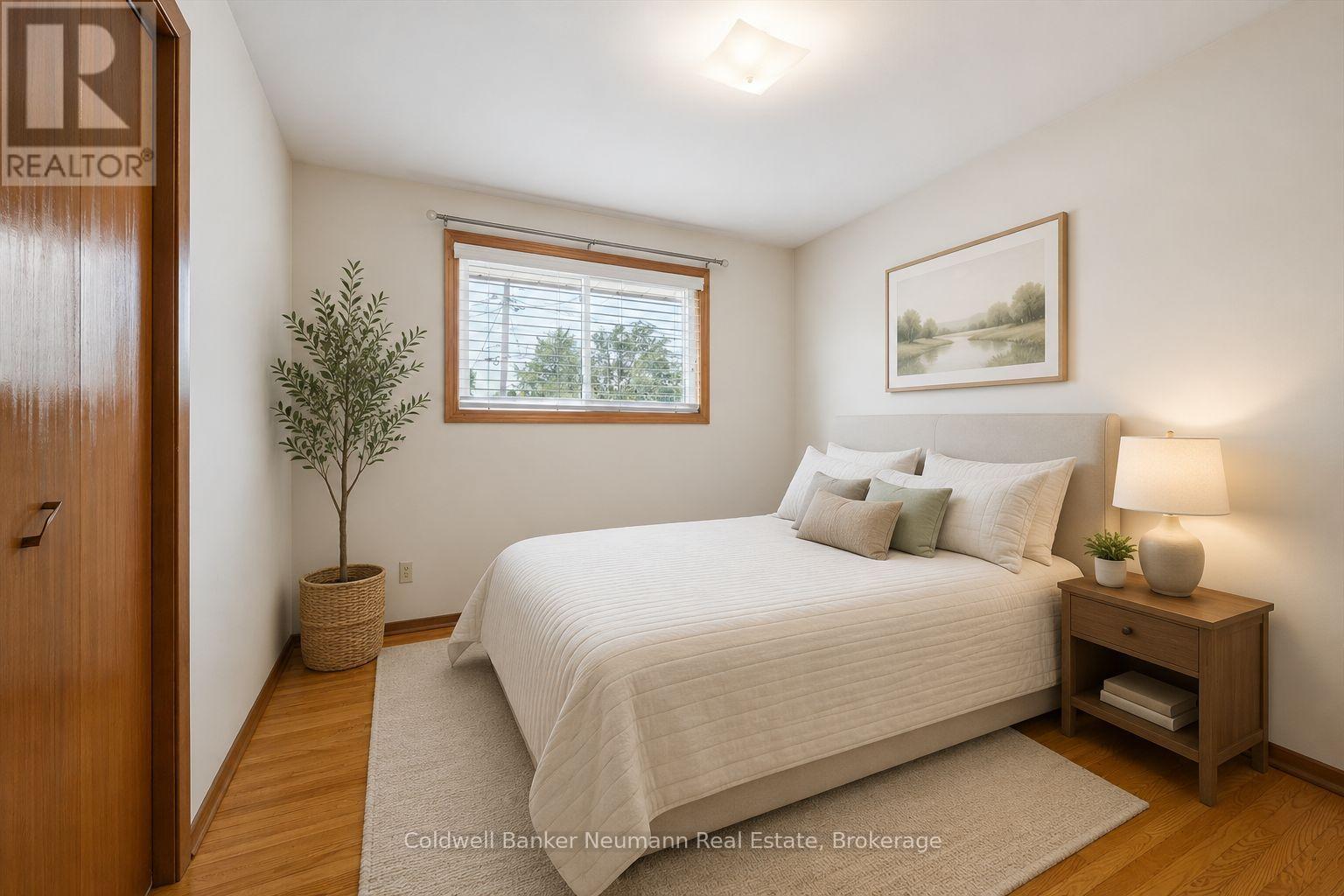 10 KARA LEE COURT - 28