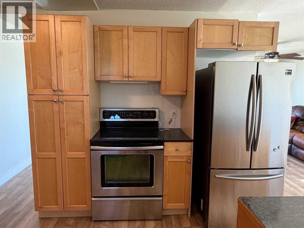 127 2 Avenue N - 13