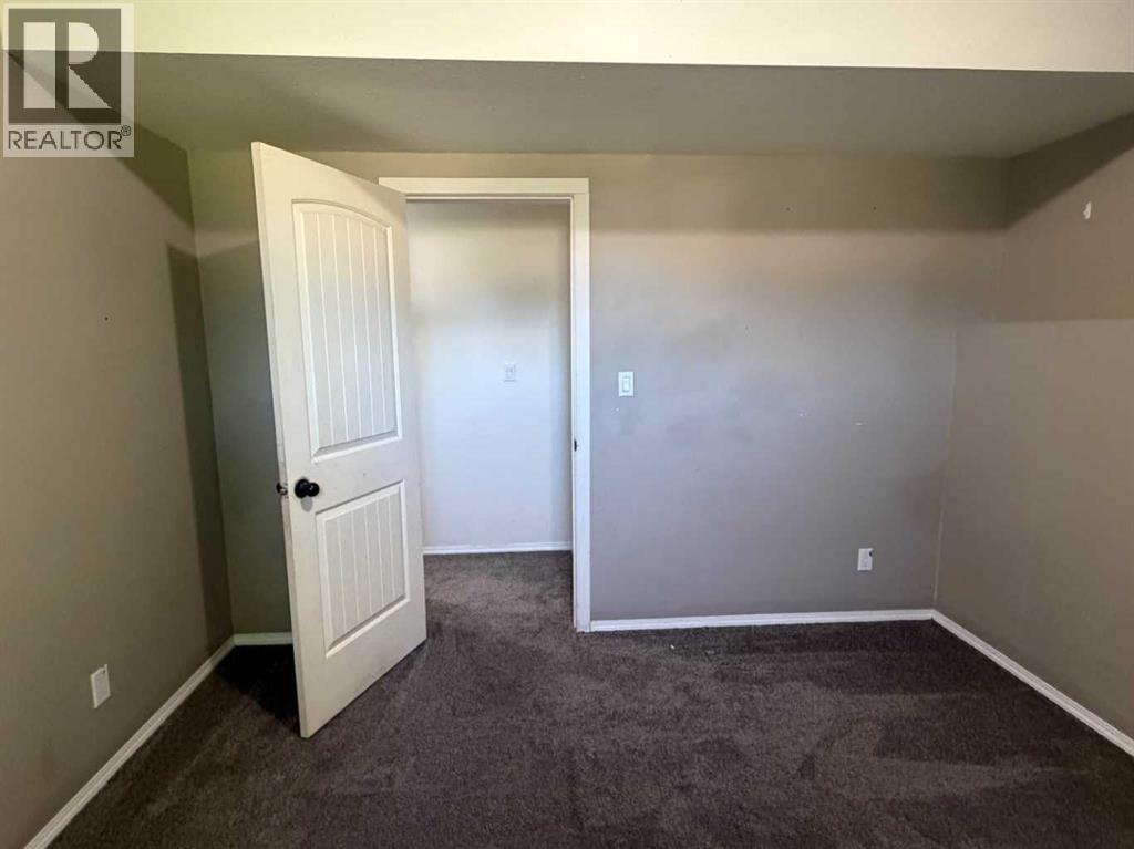 127 2 Avenue N - 26