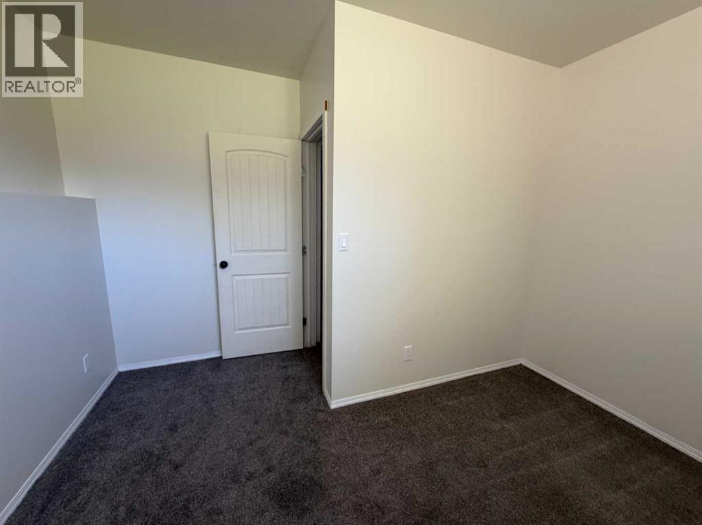 127 2 Avenue N - 28